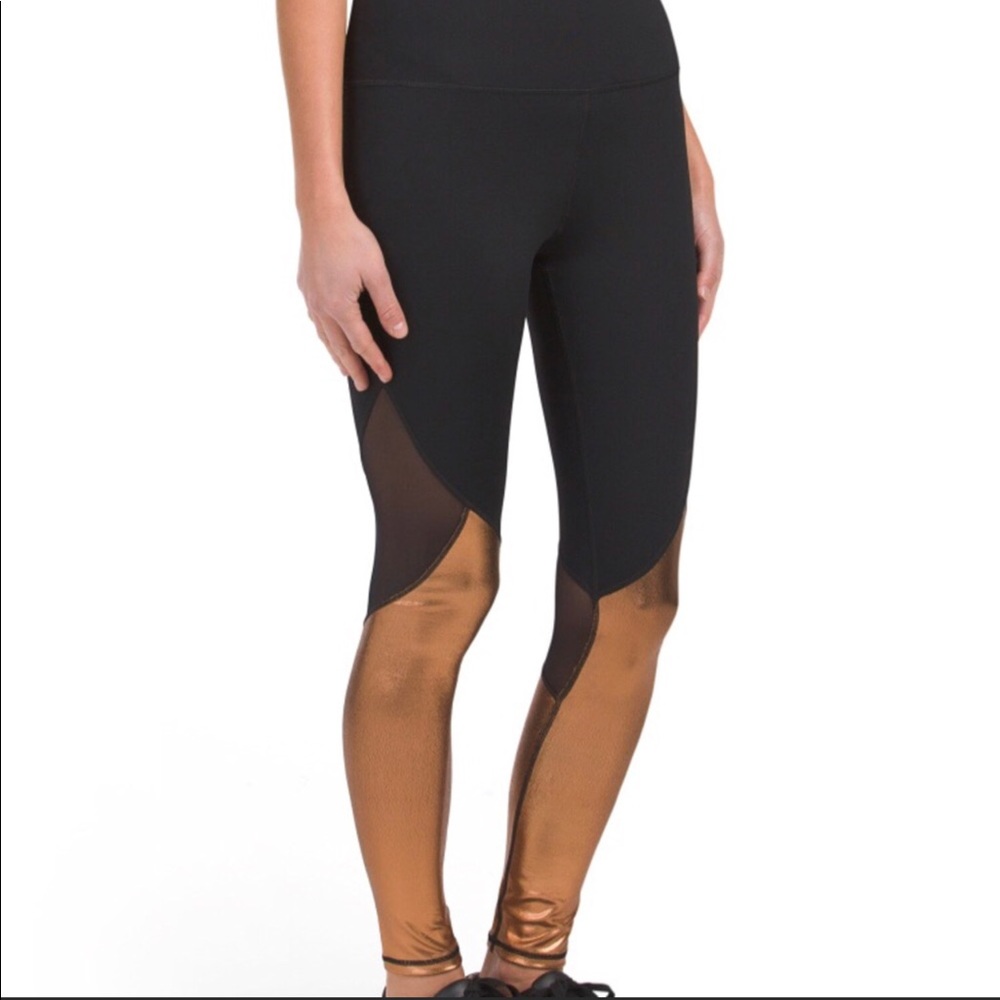 Electric Yoga Mesh Metallic Bottom